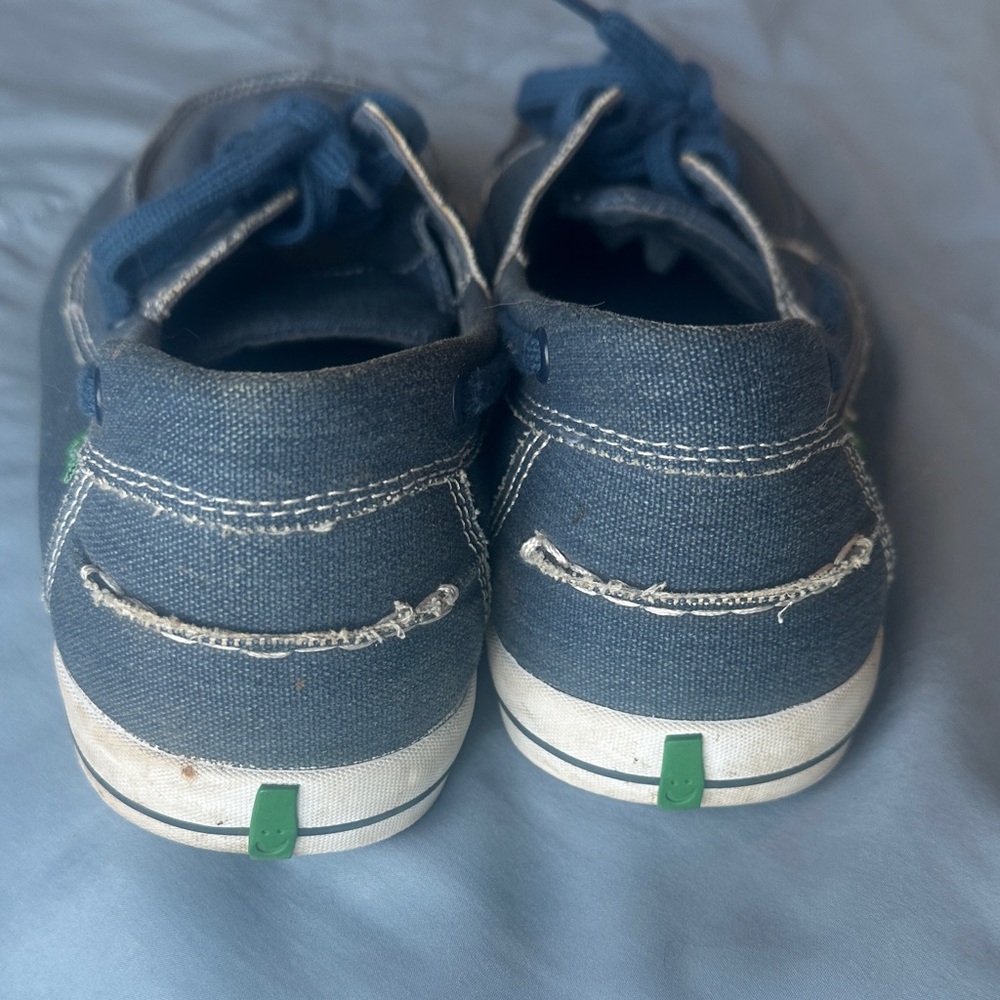 Sanuk Men's Blue Canvas Shoes - Picture 6 of 6